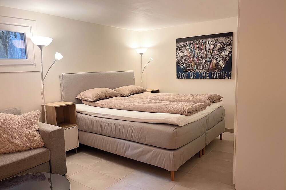 Hel leilighet, Modern apartment in traditional wooden house in Bergen in Årstad, Bergen