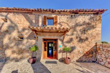 Finca in Pollença, Serra de Tramuntana für 8 