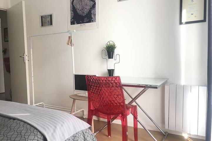 Ganze Wohnung, ⭐️Le Petit Zénith ⭐️ 2 bedrooms- 5 pers- Bourg Hyper Centre in Saint-Herblain, Nantes und Umgebung
