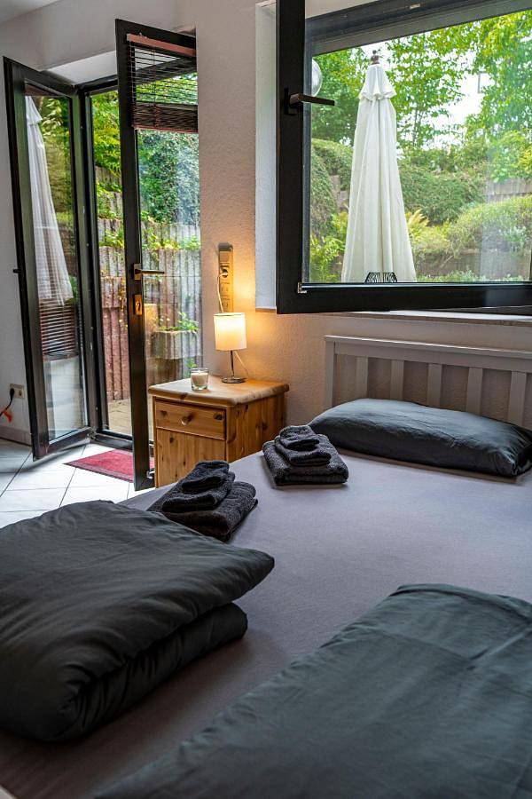 Ferienwohnung für 3 Personen, mit Balkon und Terrasse sowie Garten in Bad Vilbel
