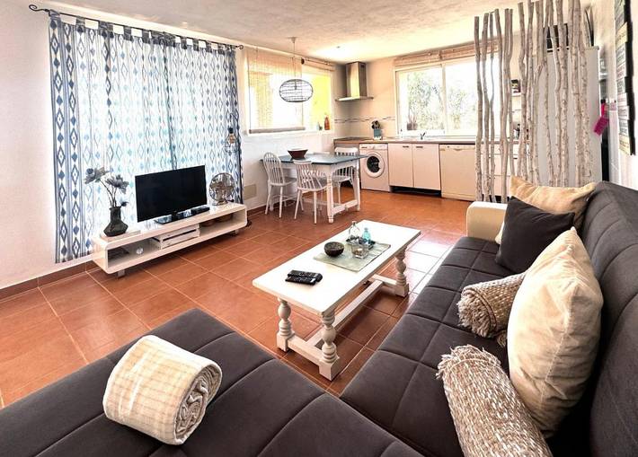Chalet für 6 Personen, mit Terrasse und Garten sowie Pool und Ausblick in Santanyí - 3