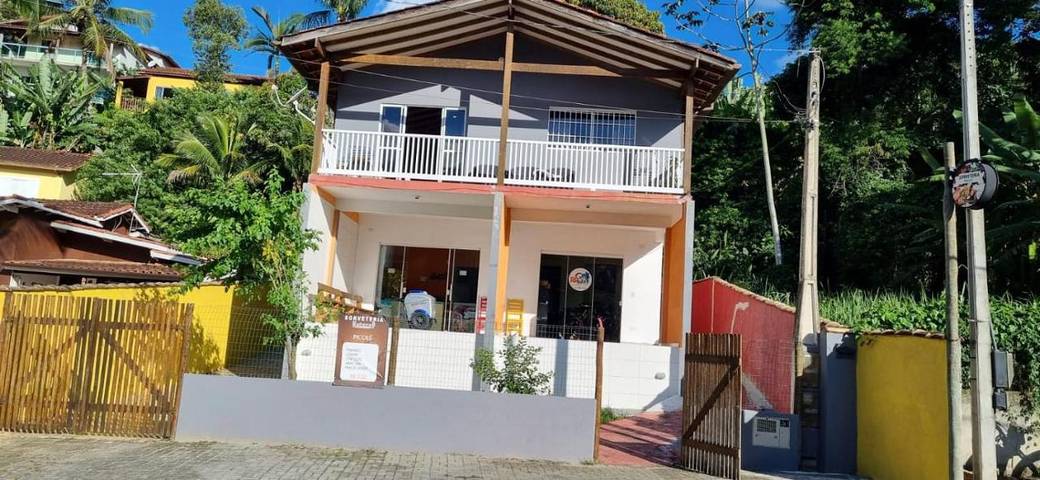 Casas e apartamentos de temporada para 5 pessoas, com terraço em Ilhabela