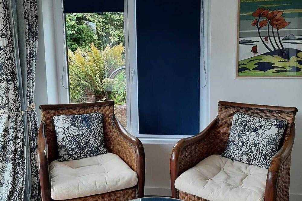 Appartement entier, Très joli studio, à 50 m de la mer in Paimpol, Côte de Goëlo