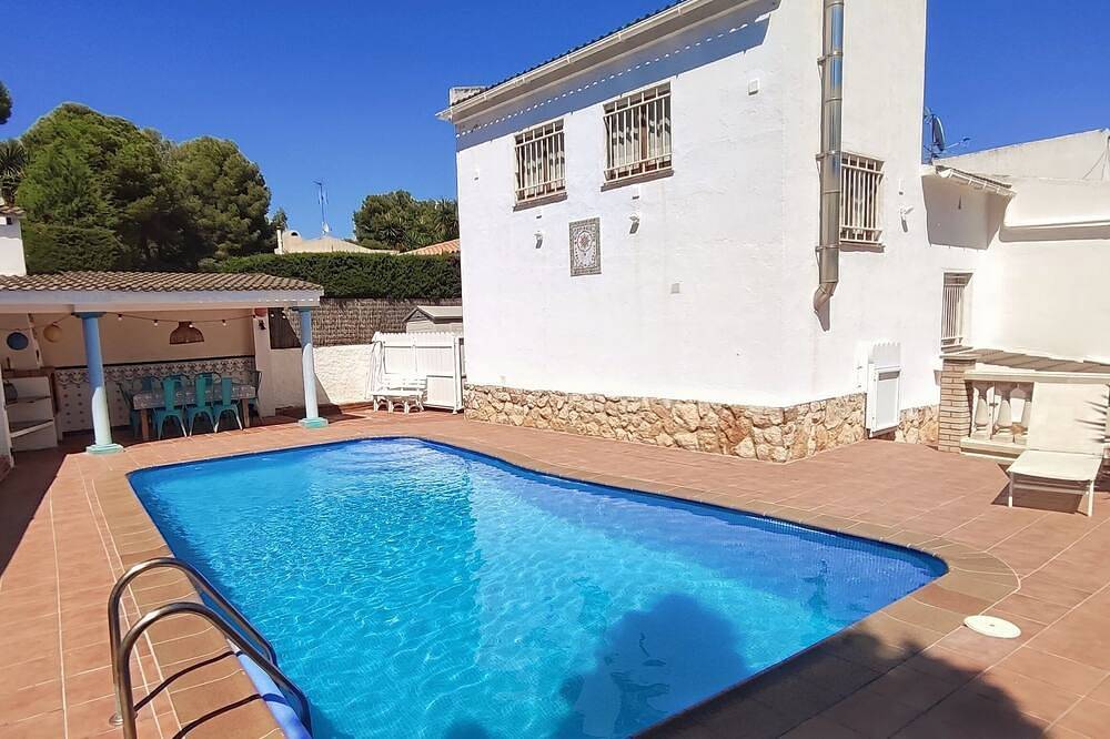 Casa individual, piscina privada y Wifi in Vendrell, Costa Dorada