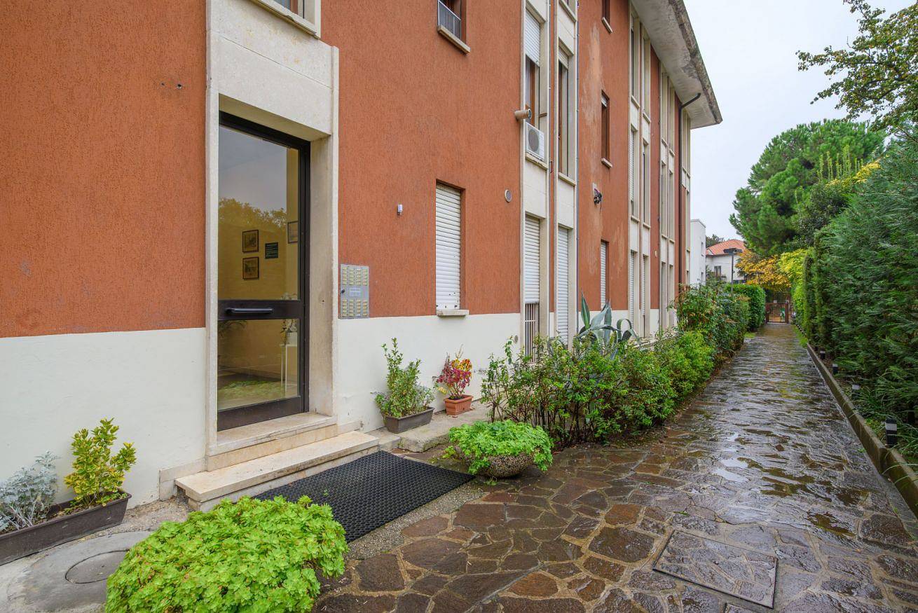 Appartement entier, Guesthost - Cozy Apt near Basilica Sant'Antonio in Padoue, Province de Padoue
