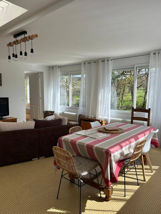Location de vacances pour 5 personnes, avec jardin à Lacave - 3