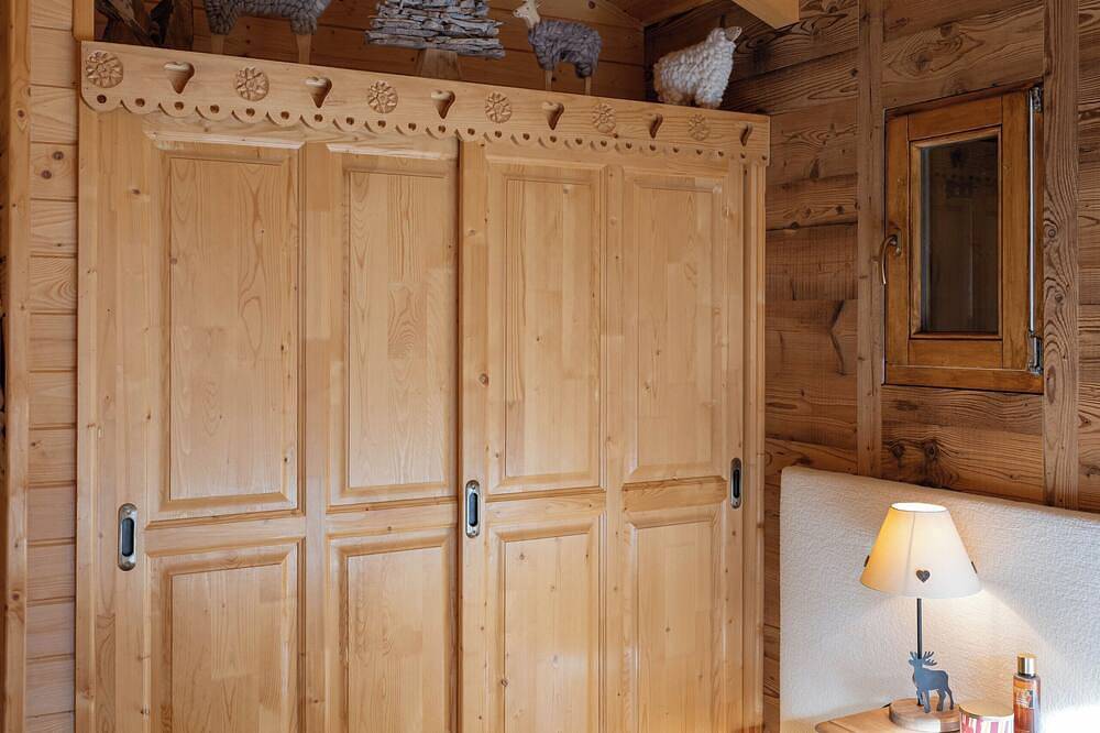 Chalet in Auron, 50m from the Riou ski lifts in Auron, Saint-Étienne-de-Tinée