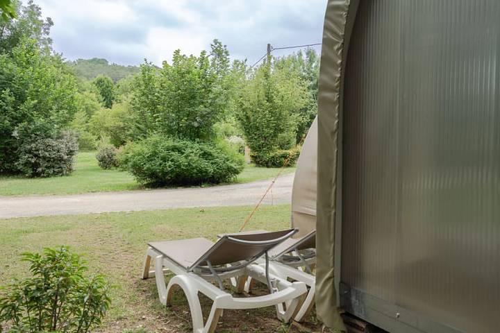 Gîte pour 4 personnes, avec terrasse ainsi que vue sur le lac et balcon/terrasse à Belvès - 2