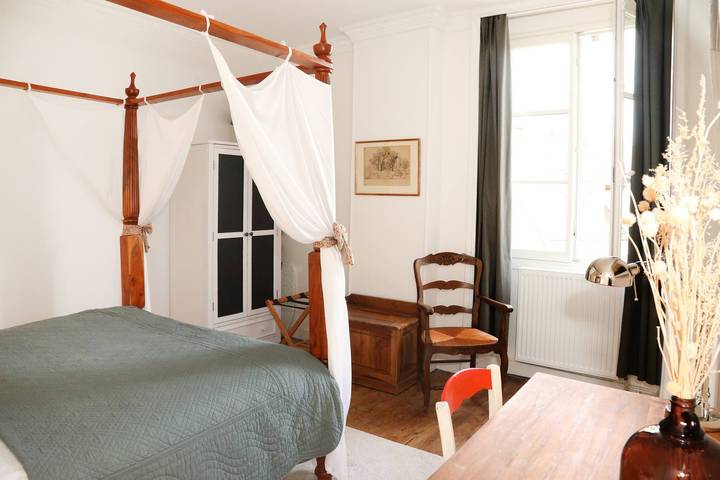 Apartamento entero, Cathédrale in Senlis, Río Oise