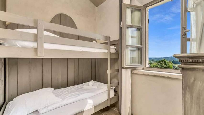 Gîte pour 5 personnes, avec jardin et piscine à Oppède - 4