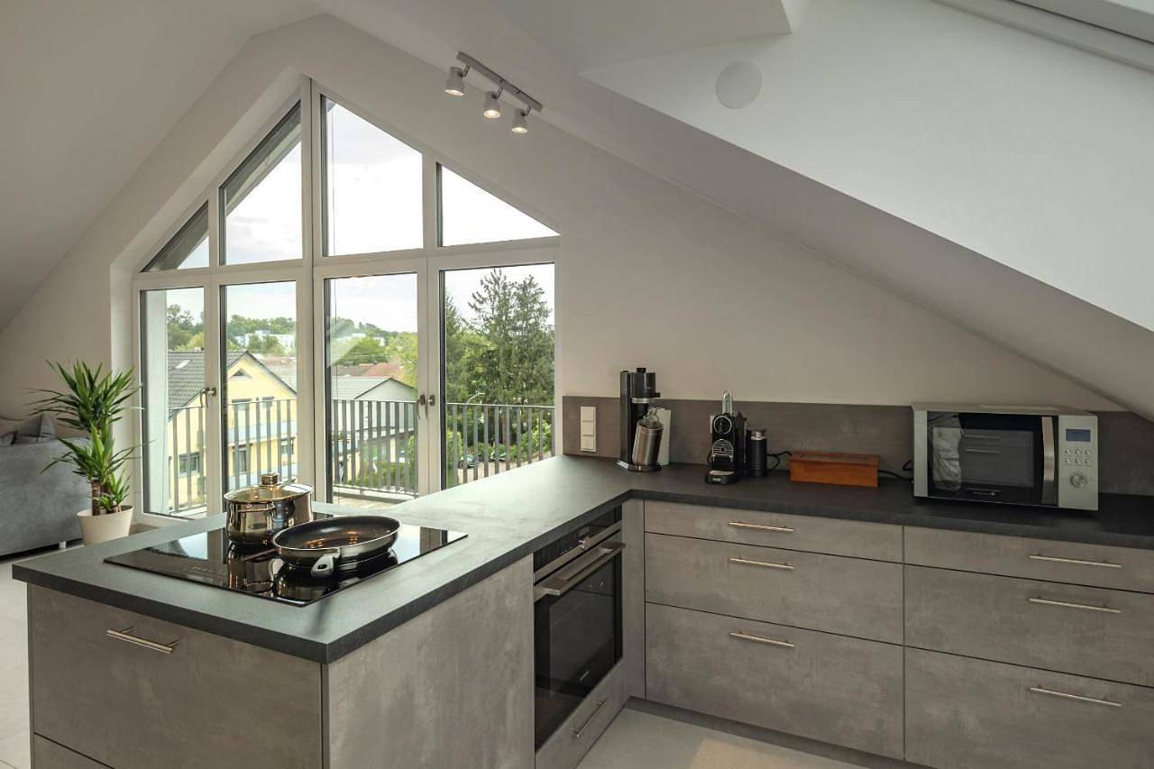 Ganze Wohnung, Three-Bedroom Apartment in Poing, Oberbayern