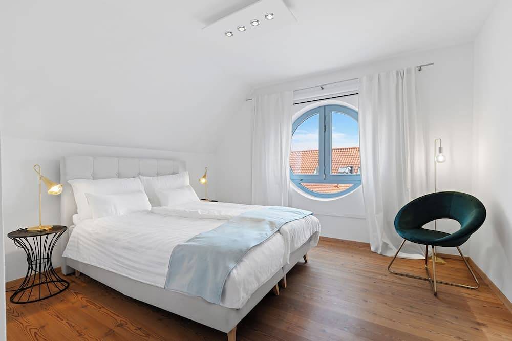 Ganze Wohnung, Helloflats: Luxury Penthouse/Center/Balcony/Parking/Therme/Airport in Erding, Oberbayern