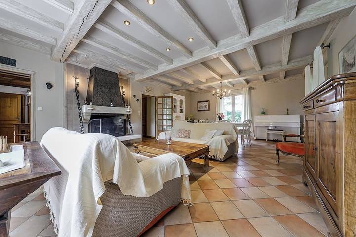 Location de vacances pour 8 personnes, avec terrasse et jardin à Beynac-et-Cazenac - 2