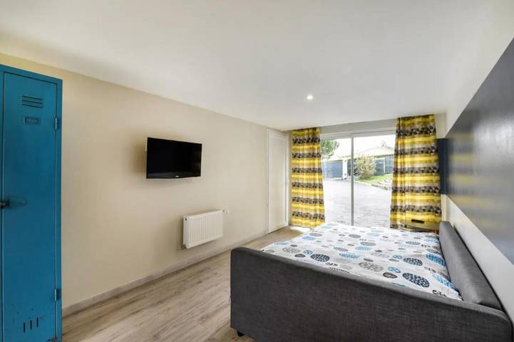 Gîte pour 4 personnes, avec jardin à Lignan-de-Bordeaux - 3