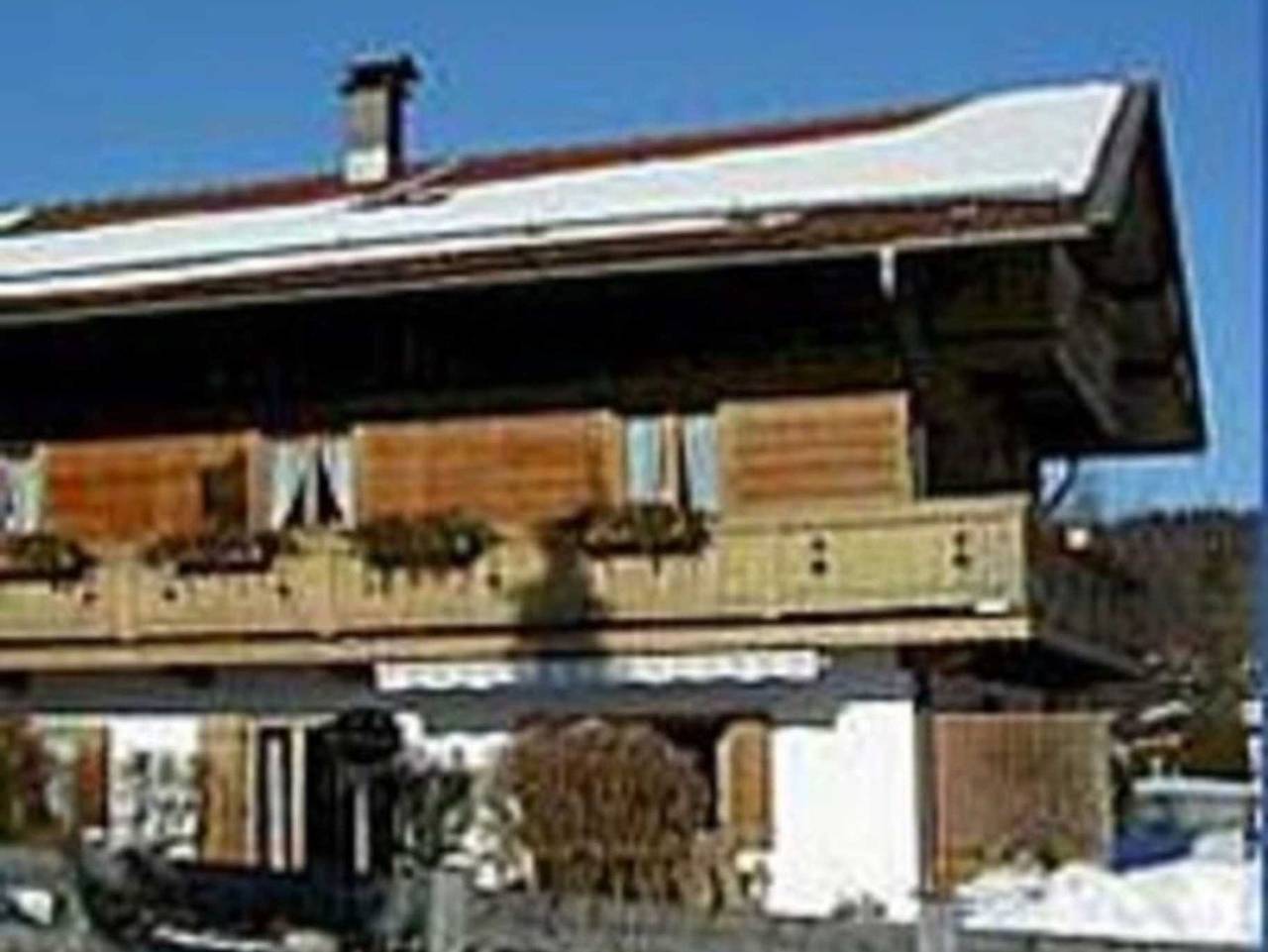 Ganze Ferienwohnung, Ferienwohnung Haus Frühlingsgarten - Ferienwohnung Rot in Bad Wiessee, Bayerische Alpen