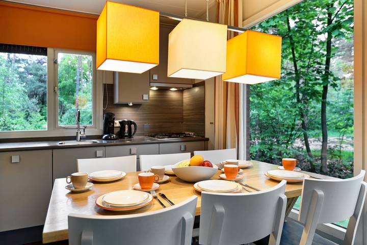 Bungalow voor 6 personen, met terras en balkon/terras in Beekbergen