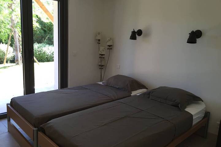 Location de vacances pour 10 personnes, avec jardin et terrasse dans l'Escalet - 4