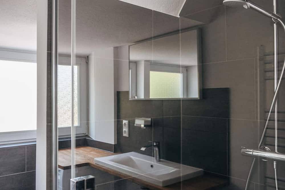 Ganze Wohnung, Zur schönen Aussicht, Ferienwohnung - Ferienwohnung, 1. Og, 2 Schlafzimmer in Ratzeburg, Ratzeburger See