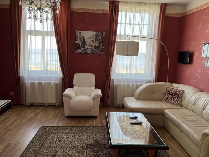 Ferienwohnung für 4 Personen, mit Whirlpool und Garten sowie Ausblick in Jurmala