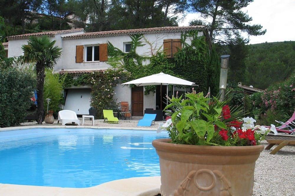 Proche Cassis S/ M La Ciotat Villa T4 .Piscine Privee Clim- in Cuges-les-Pins, Marseille region