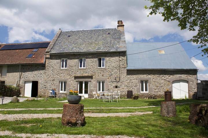 Chambre d’hôte pour 2 personnes, avec Terrasse ainsi que Jardin et Vue
