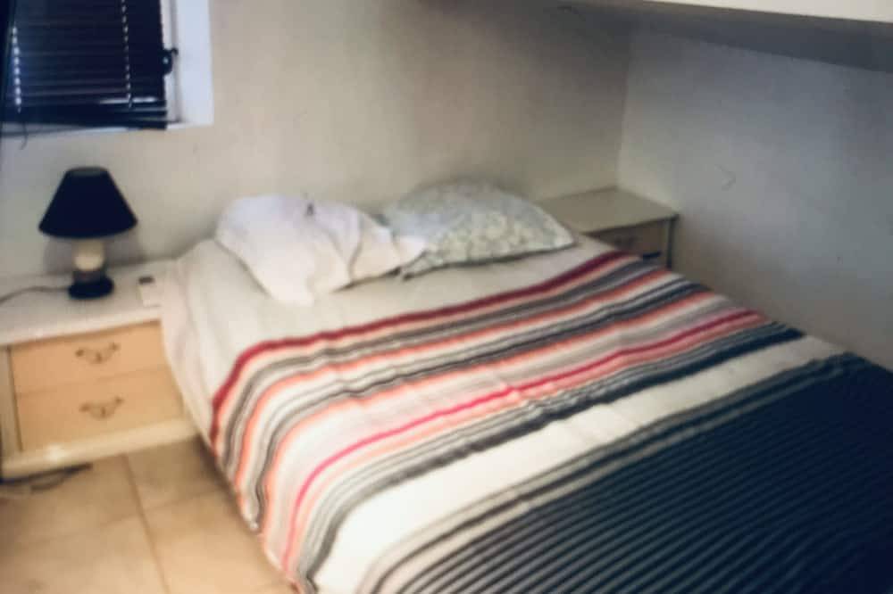 Independent adjoining apartment in Mandelieu-la-Napoule, Region de Cannes