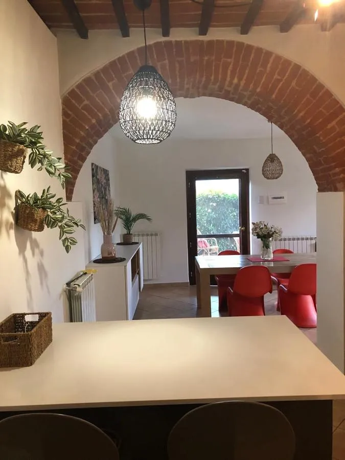 Casa vacanza per 4 persone, con piscina e giardino - 1