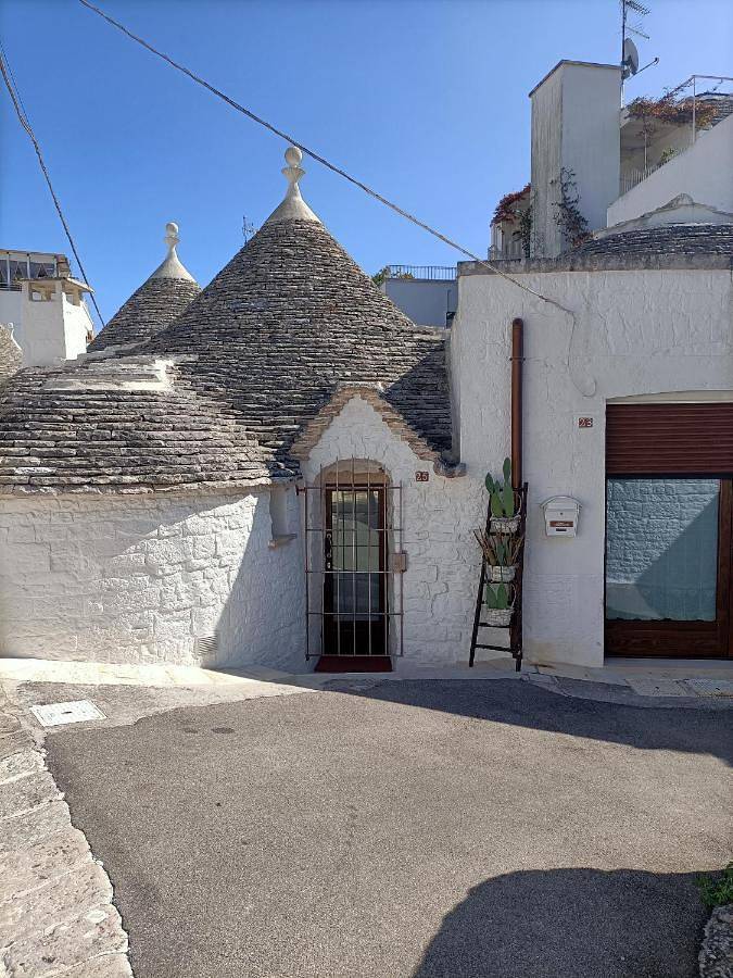 Two-Bedroom House in Alberobello, Comune di Alberobello