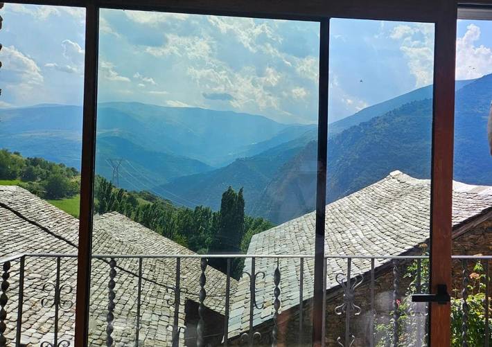 Location de vacances pour 8 personnes, avec balcon et vue à Rialp - 3