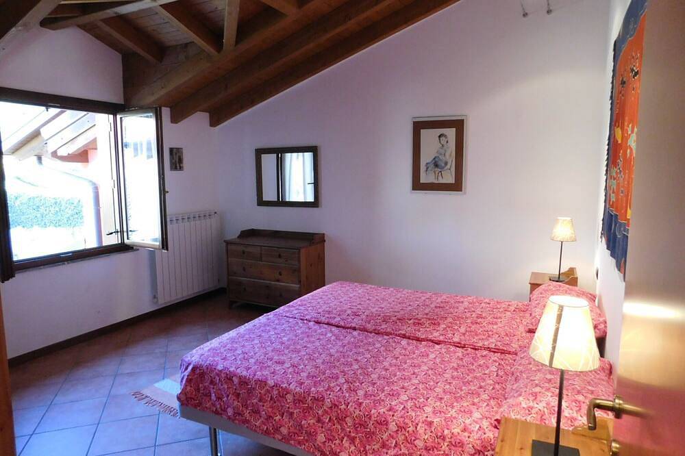 Ganze Wohnung, Rosemary 2 apartment in Agra with pool in Agra, Lago Maggiore (Lombardei)
