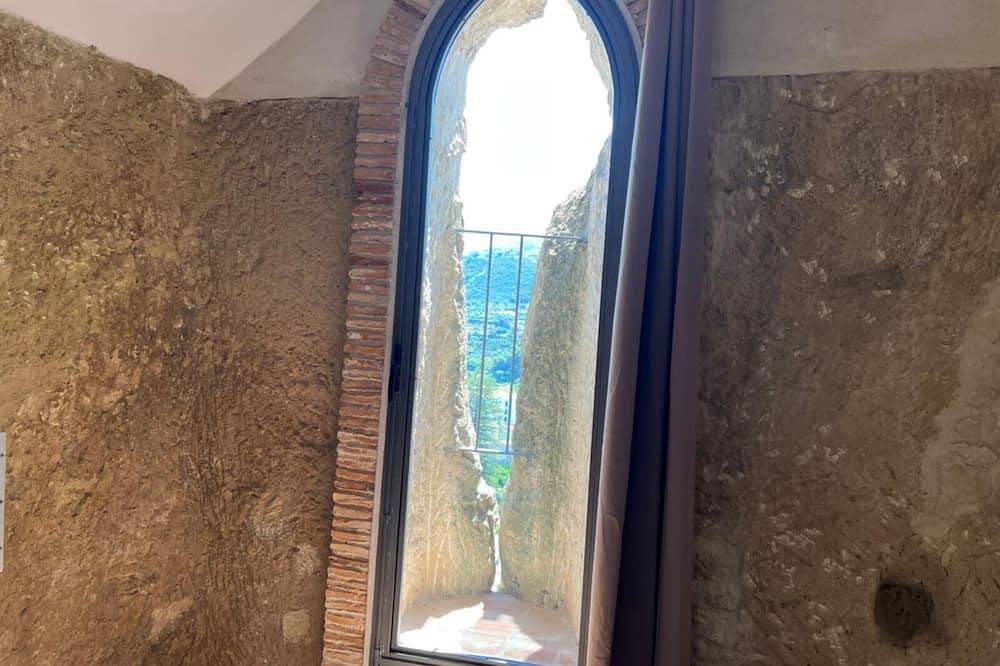 Entire apartment, Apartment with Sea View in Tropea, Vibo Valentia Province
