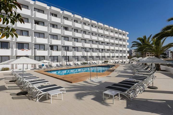 Apartamento para 2 personas, con terraza y piscina en Playa d'en Bossa