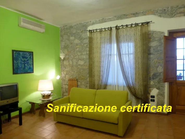 Apartamento de vacaciones para 4 personas, con vistas y jardín - 1