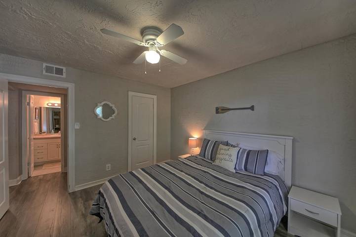 Vacation house for 10 people, with pool and terrace in Lake Travis