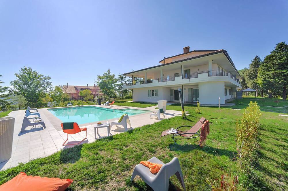 Ganze Wohnung, Aufenthalt im Luxusapartment Tavullia in Tavullia, Pesaro-Urbino