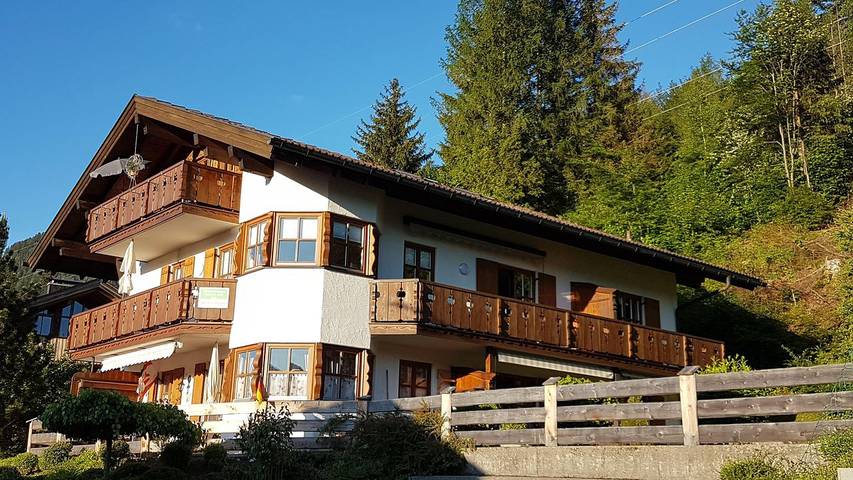 Ferienwohnung für 2 Personen, mit Terrasse im Mittenwald - 2
