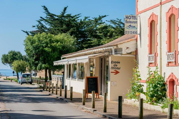 Hôtel pour 4 personnes, avec terrasse et piscine ainsi que sauna et jardin, animaux acceptés dans Plage du Goulet - 2