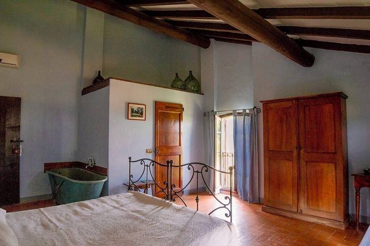 Mirabella - Tabiano Castello Country Villa, Italy- exclusive use, pool, WiFi, AC in Salsomaggiore Terme, Parma Provinz
