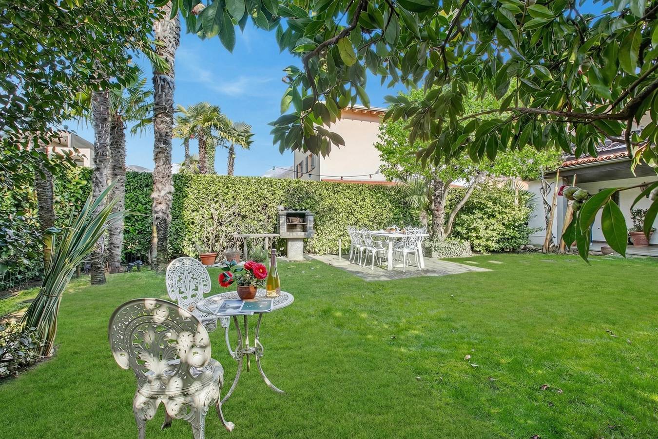Ganze Wohnung, Casa Viola Garden in Losone for 4 in Losone, Tessiner Alpen