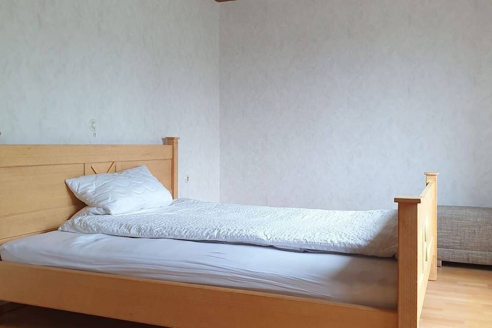 Ganze Wohnung, Haus Thea bei Stuttgart in Leonberg, Nordschwarzwald