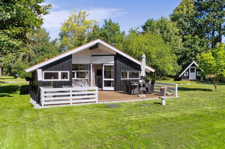 Ferienhaus für 6 Personen, mit Garten und Terrasse in Klint