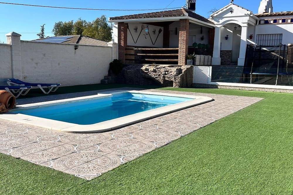 Las Golondrinas Rural House in Setenil de las Bodegas, White Villages