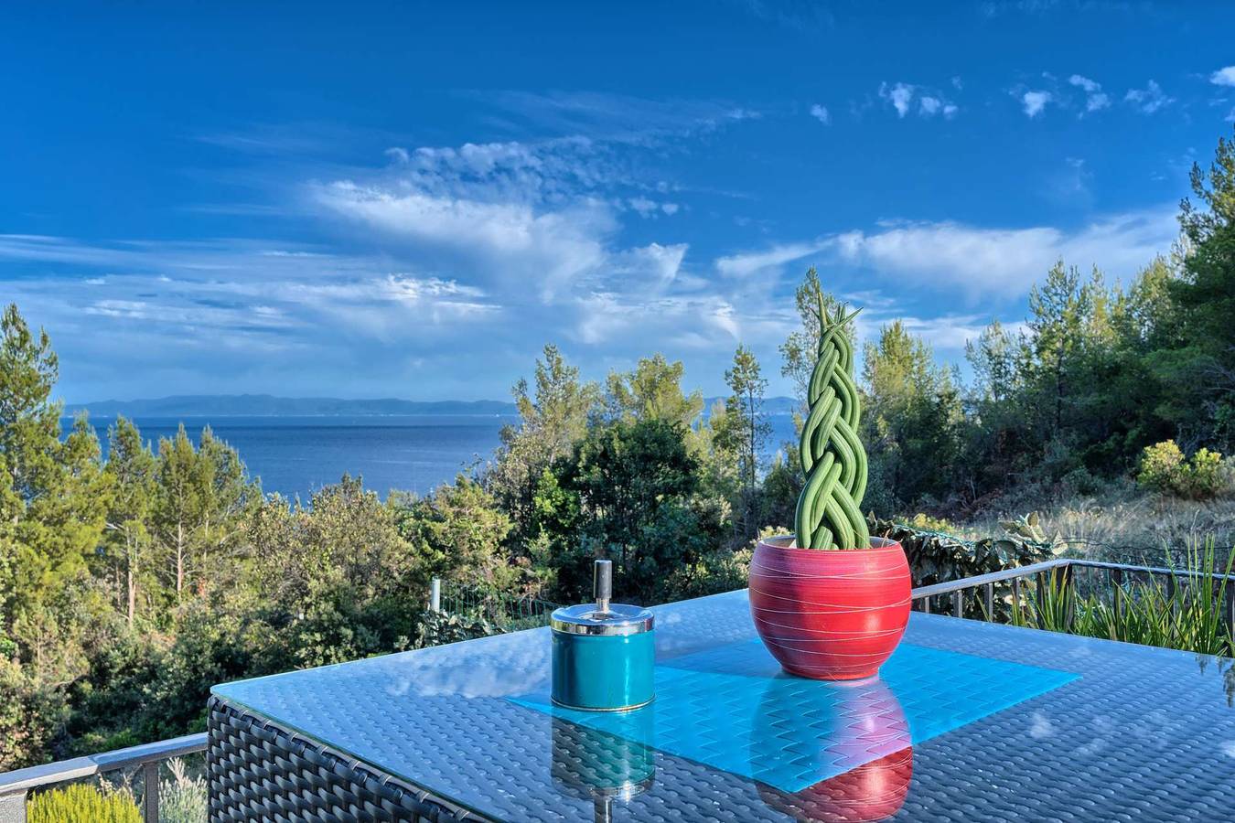 Villa Breeze - mit atemberaubender Aussicht und Pool auf Hvar in Hvar