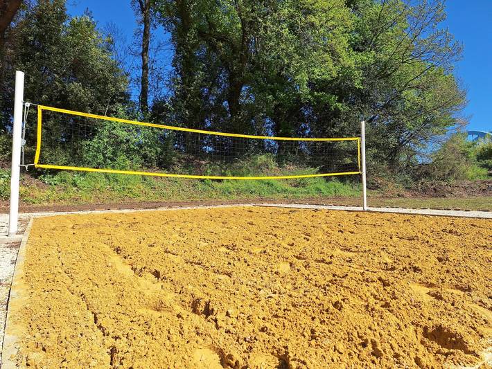 Appartamento intero, Appartamento 'Léonie' con piscina condivisa, Wi-Fi e aria condizionata in Avignone, Vaucluse