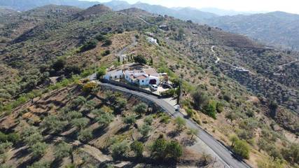 Chambre d’hôte pour 2 personnes, avec vue et terrasse ainsi que piscine et jardin à Arenas