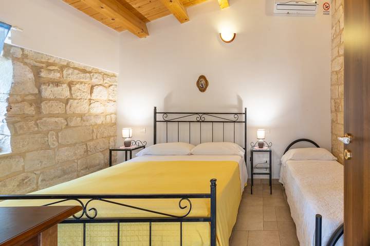 Maison de campagne 'Alla Corte Di Nonna Maria' avec climatisation in Modica, Province de Ragusa