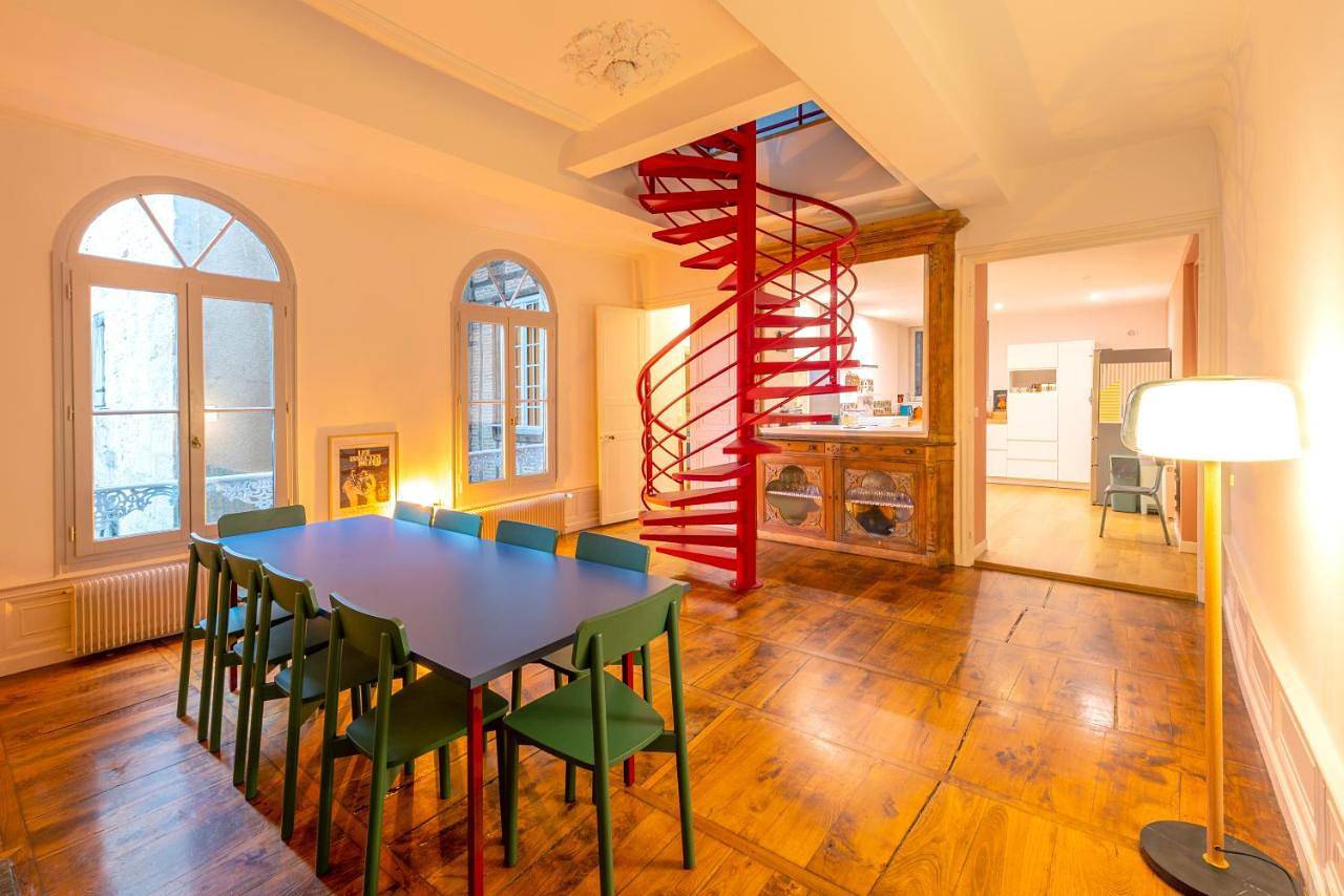 L'Aubépine du Puy, Maison d'Exception avec Piscine Privée au Cœur de Figeac in Figeac, Lot