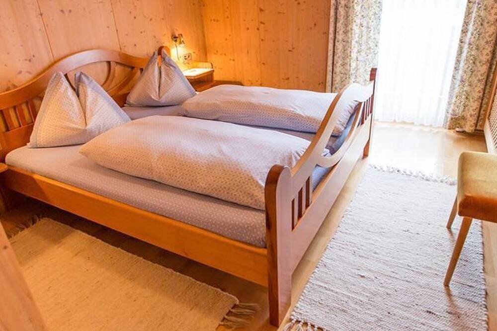 Haus Arve - Ferienhaus Arve gemütliches Zirbenhäusl in Großkirchheim, Bezirk Spittal an der Drau