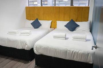 Glamping for 8 People in Liverpool, Merseyside, Photo 2