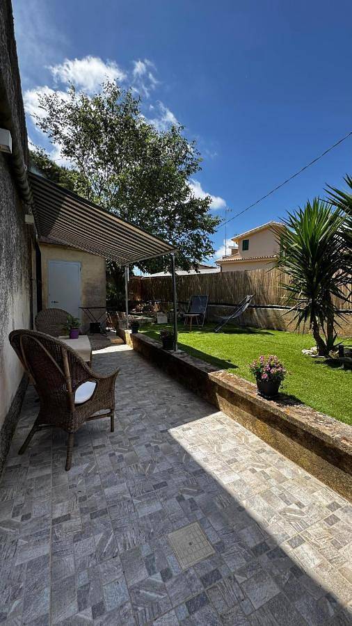 B&b per 2 persone, con Terrazza e Giardino nonché Panorama a Modica